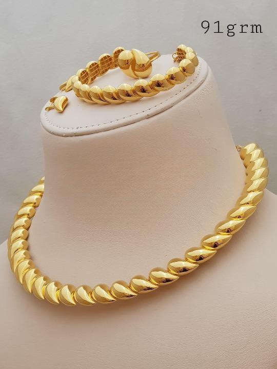 jewelry1.jpg