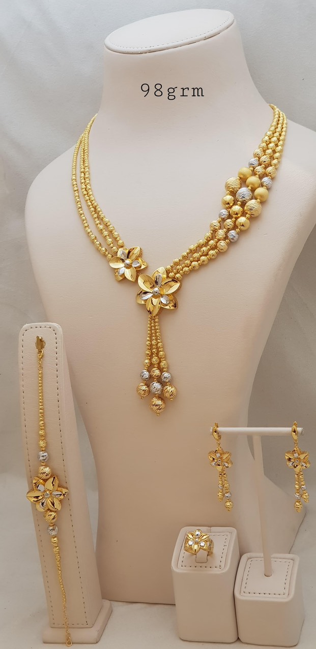 jewelry2.jpg